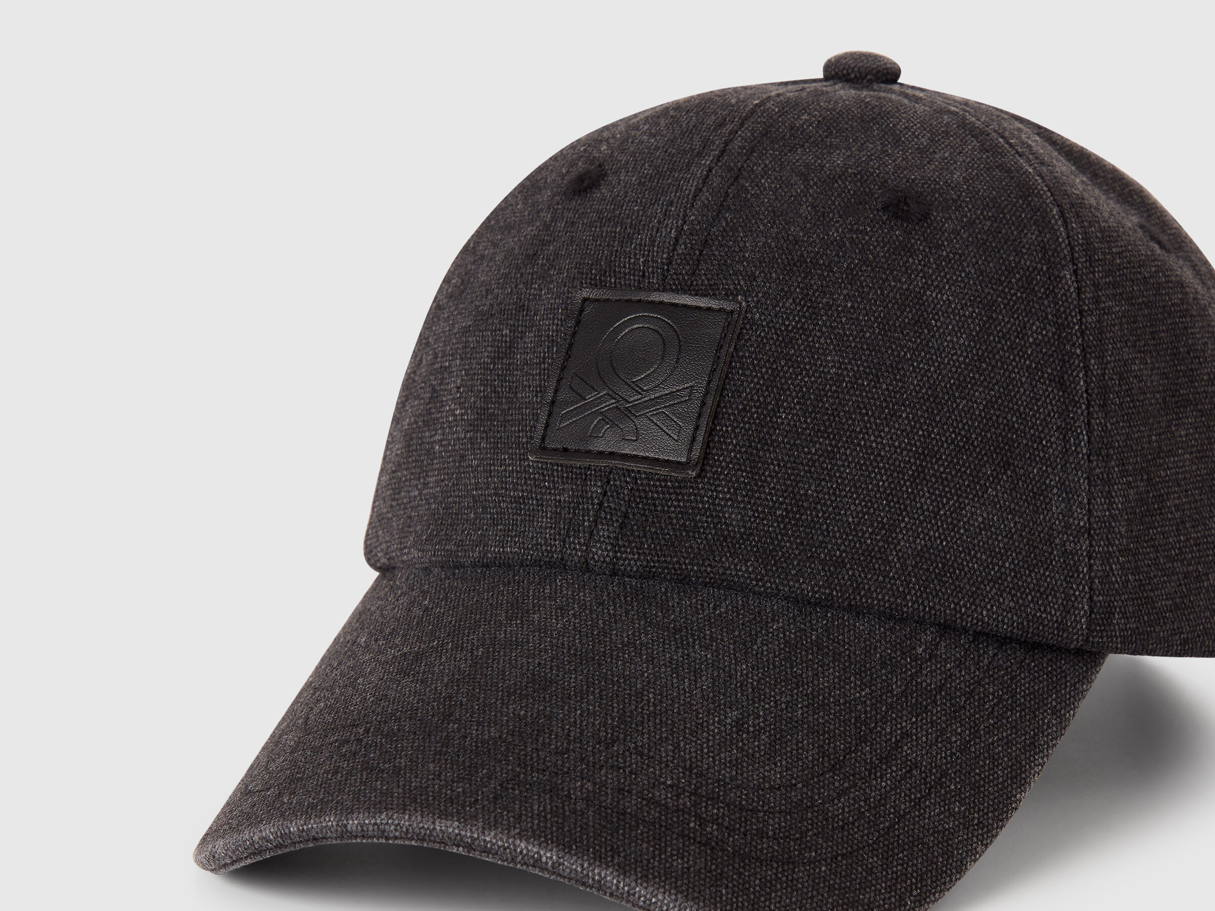 CAP WITH VISOR Men image number 2