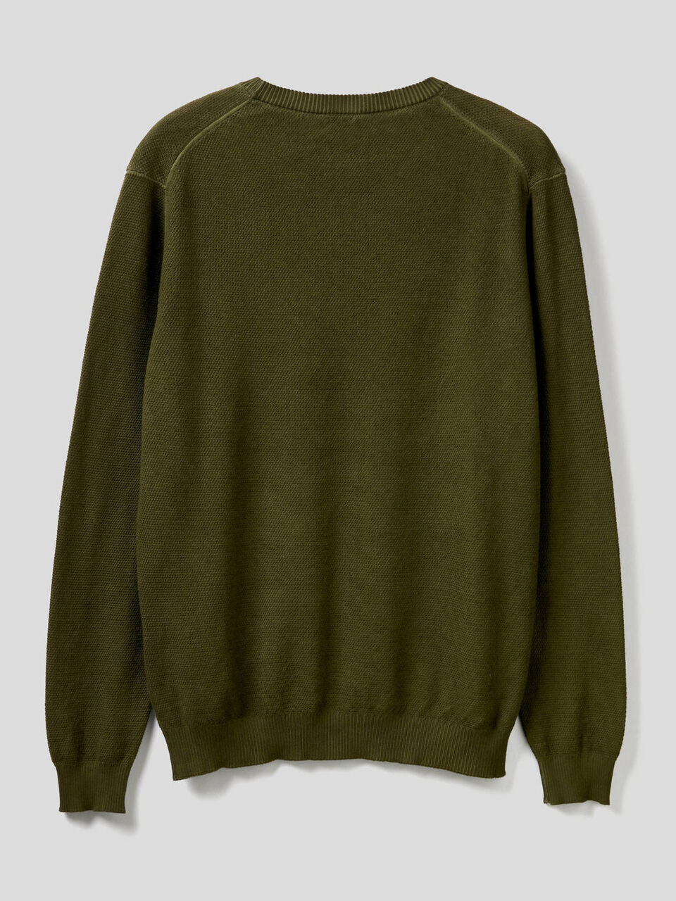 Crew neck sweater with V detail Men image number 2