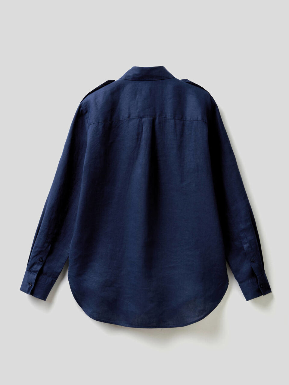Button-down shirt in pure linen image number 2