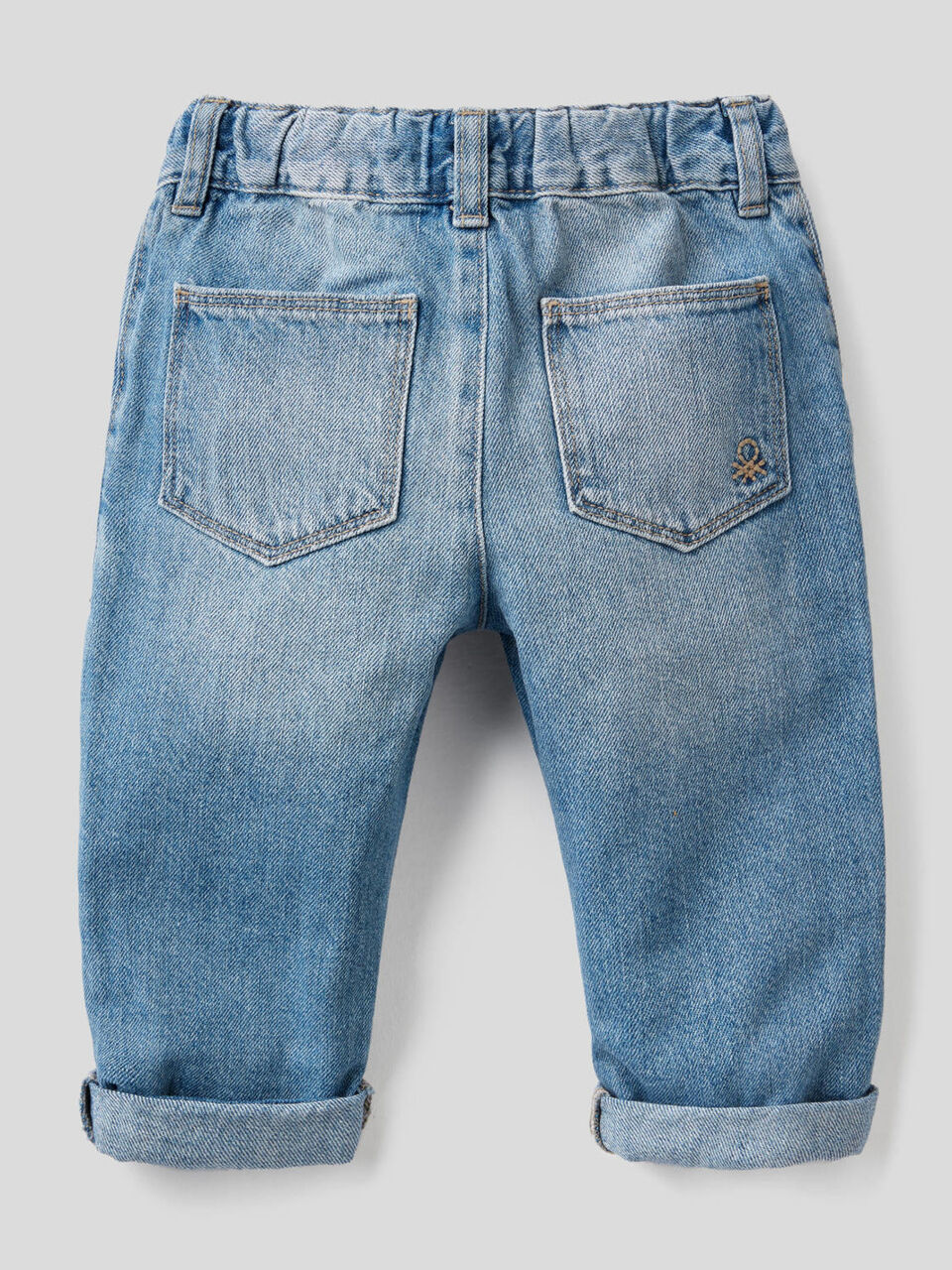 Jeans with maxi pockets in 100% cotton image number 2