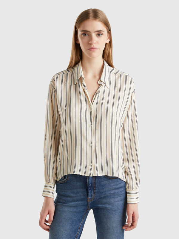 Striped shirt with V-neck Women