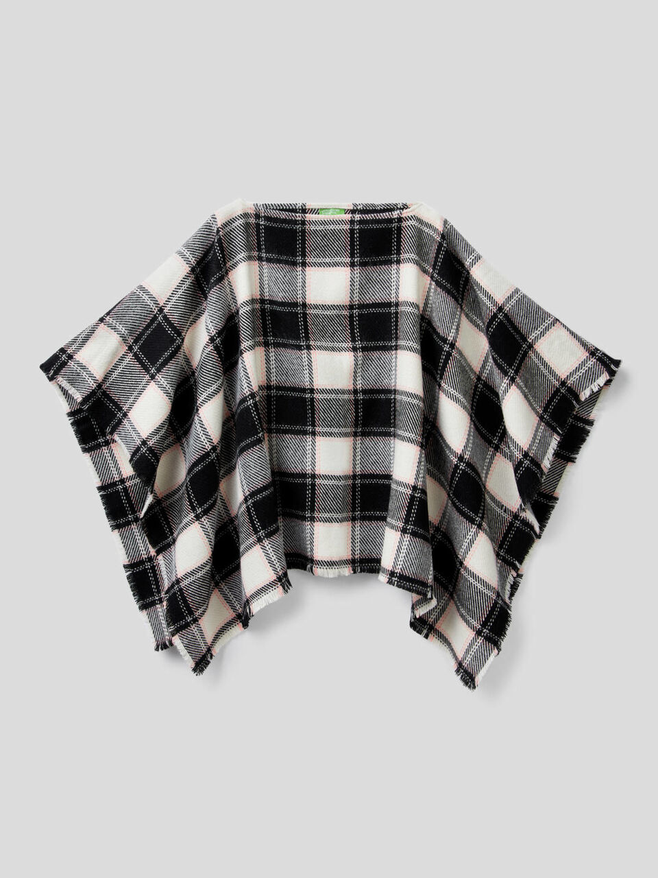 Tartan pattern poncho image number 1