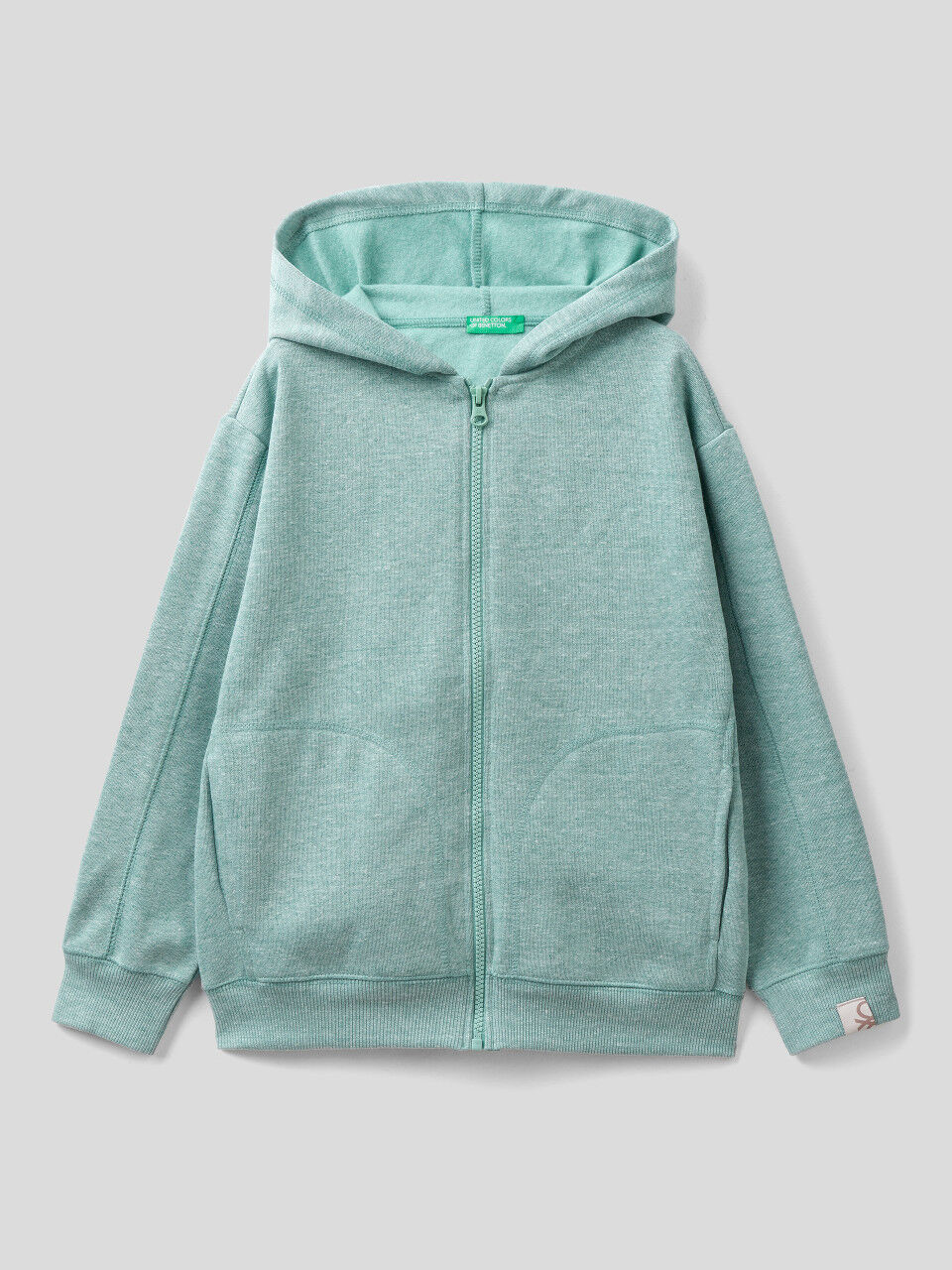Hoodie in recycled fabric