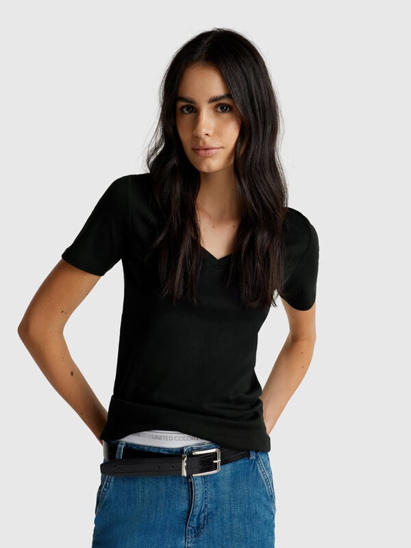 Pure cotton t-shirt with V-neck Women