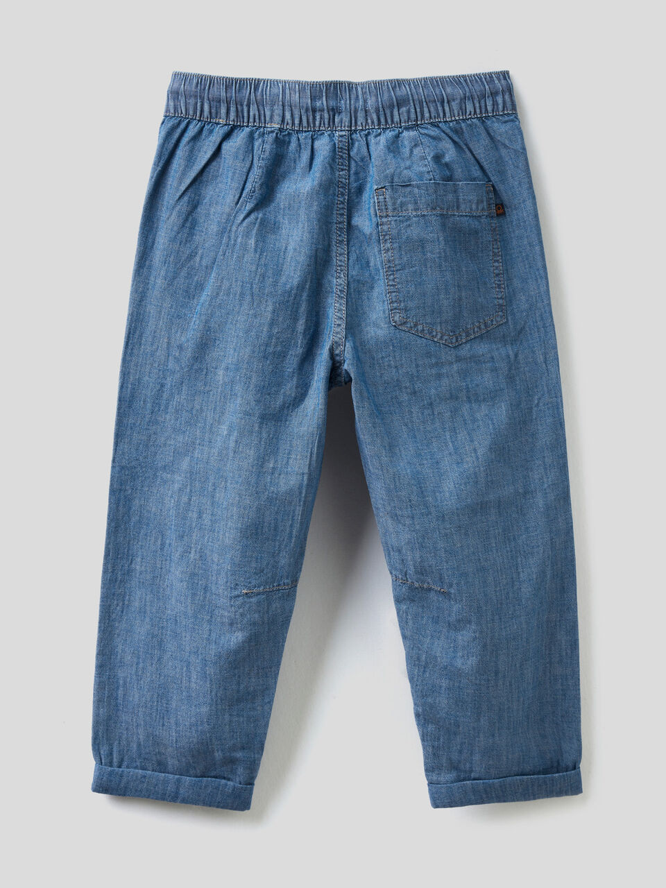Carrot fit trousers in linen blend image number 2