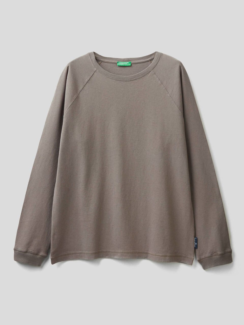T-shirt with long raglan sleeves image number 1