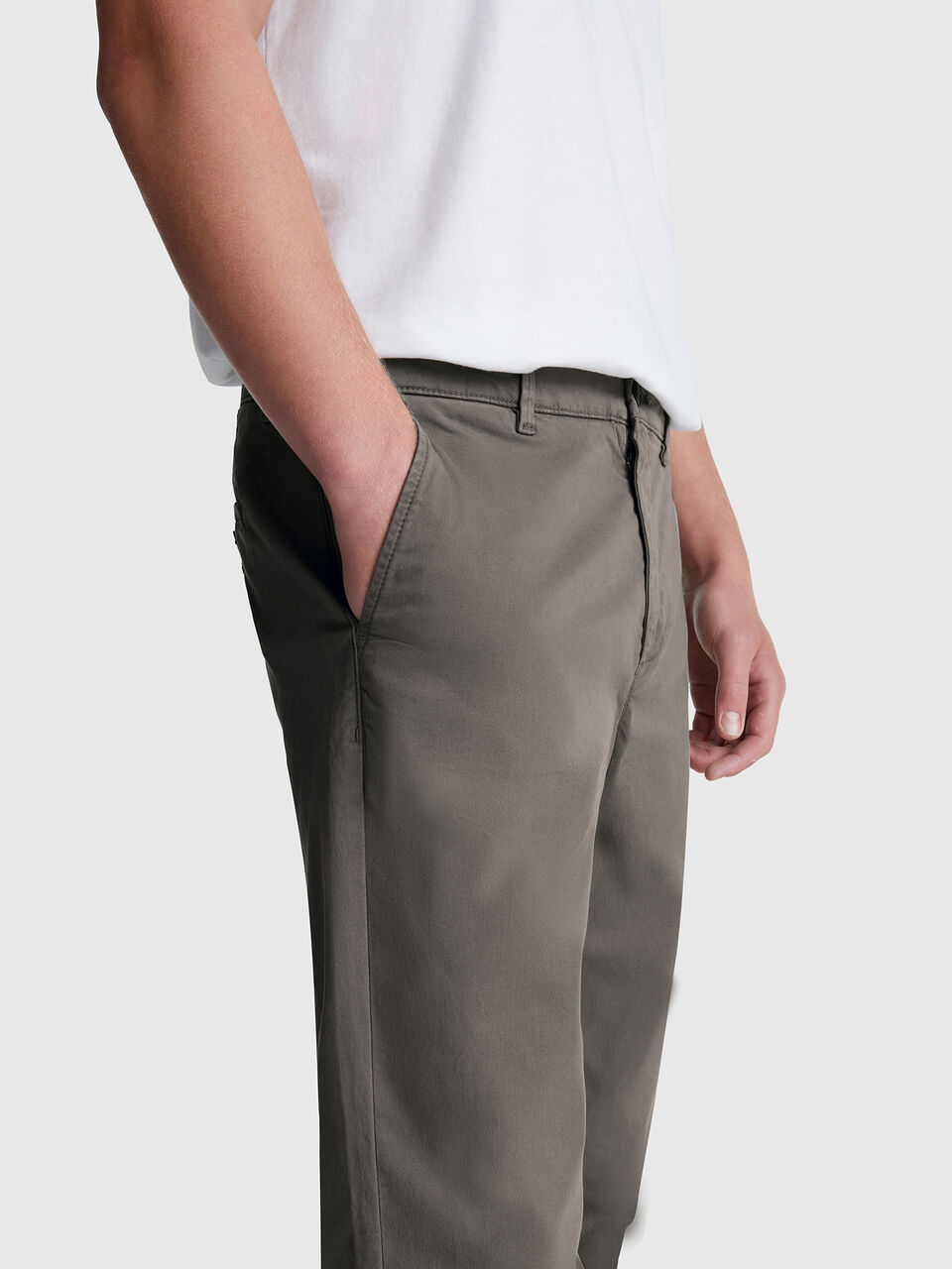 TROUSERS Men image number null