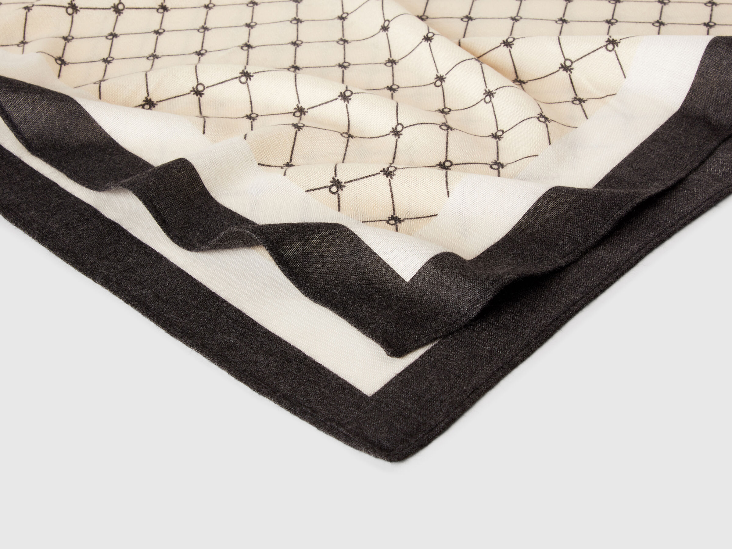 SQUARE SCARF Women image number 1