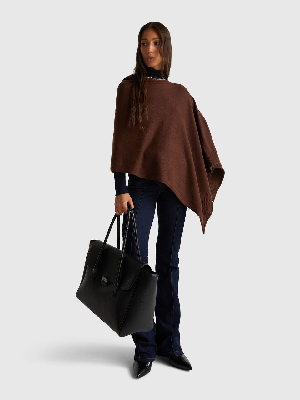 CAPE Women image number null