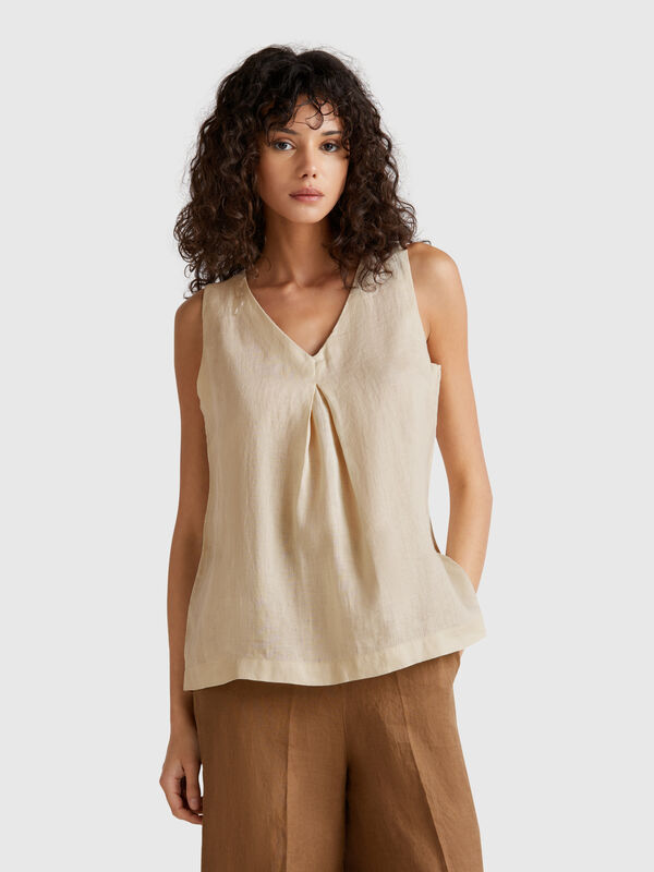Sleeveless blouse in pure linen Women
