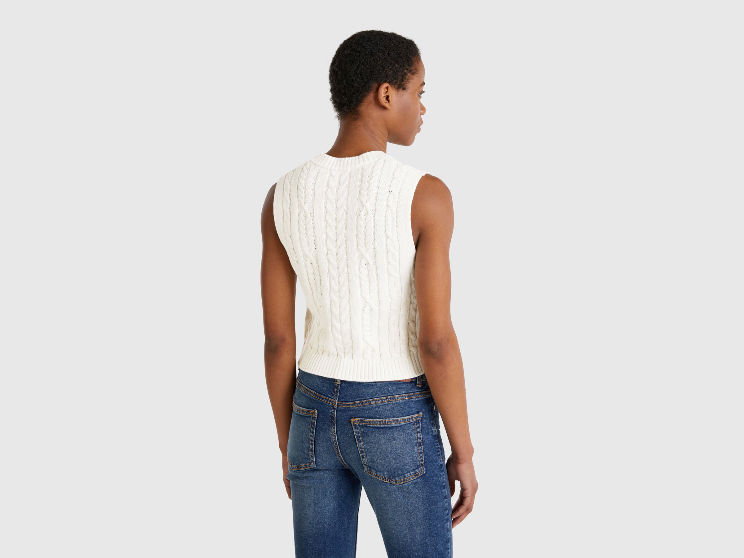 SLEEVELESS SWEATER Women image number 1