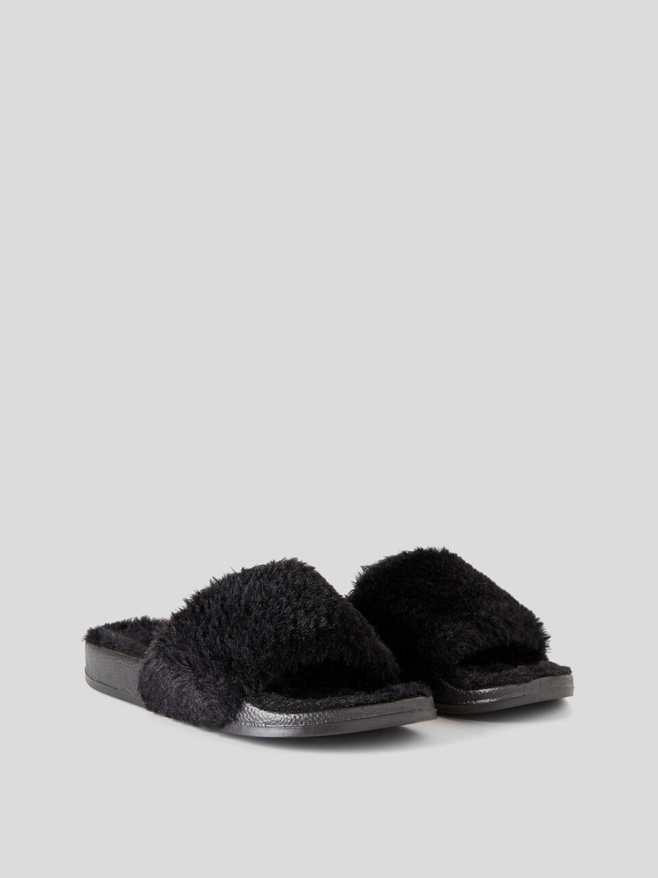 Faux fur sliders image number 2