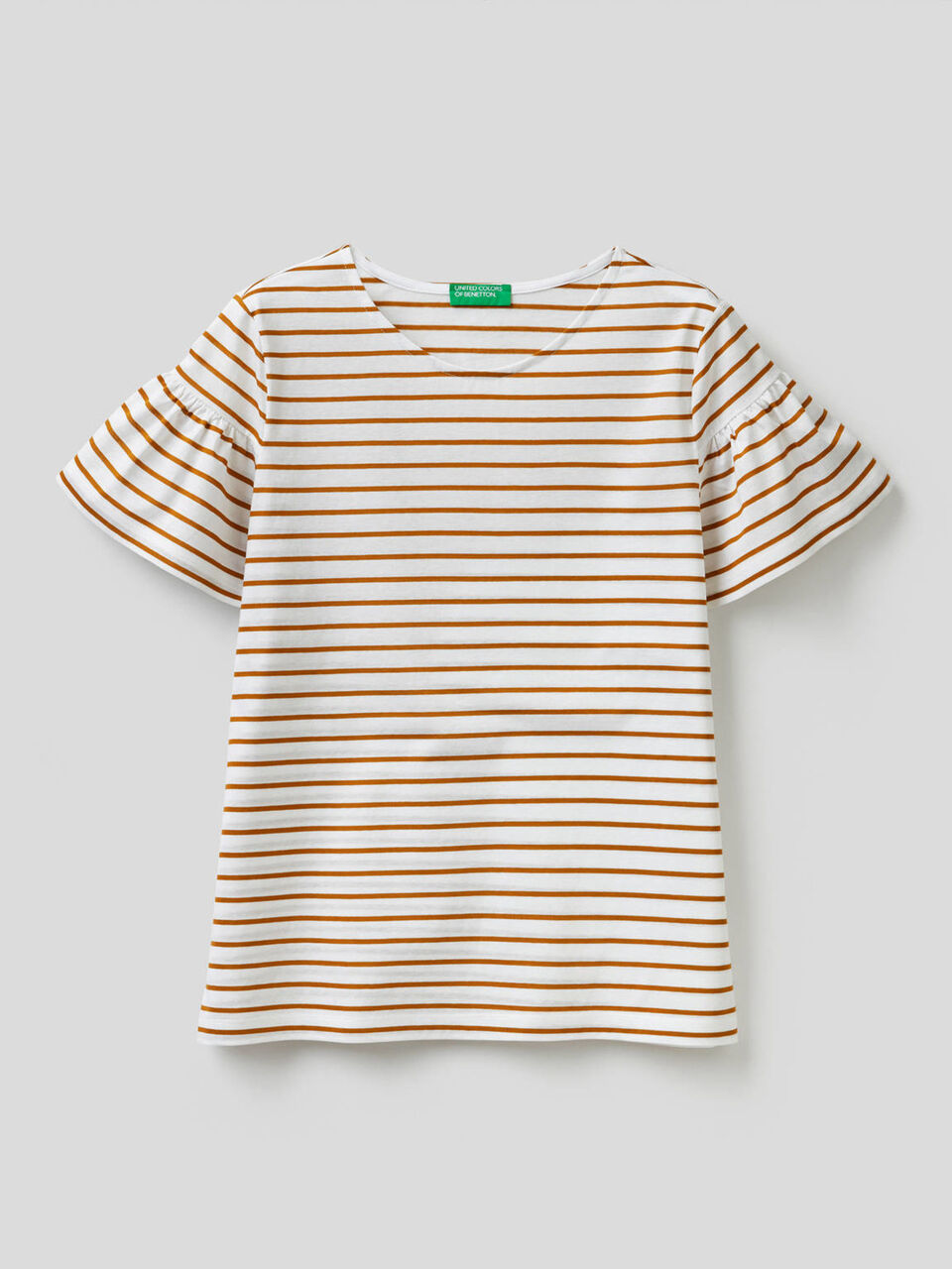 Striped t-shirt with gathered sleeves image number 1