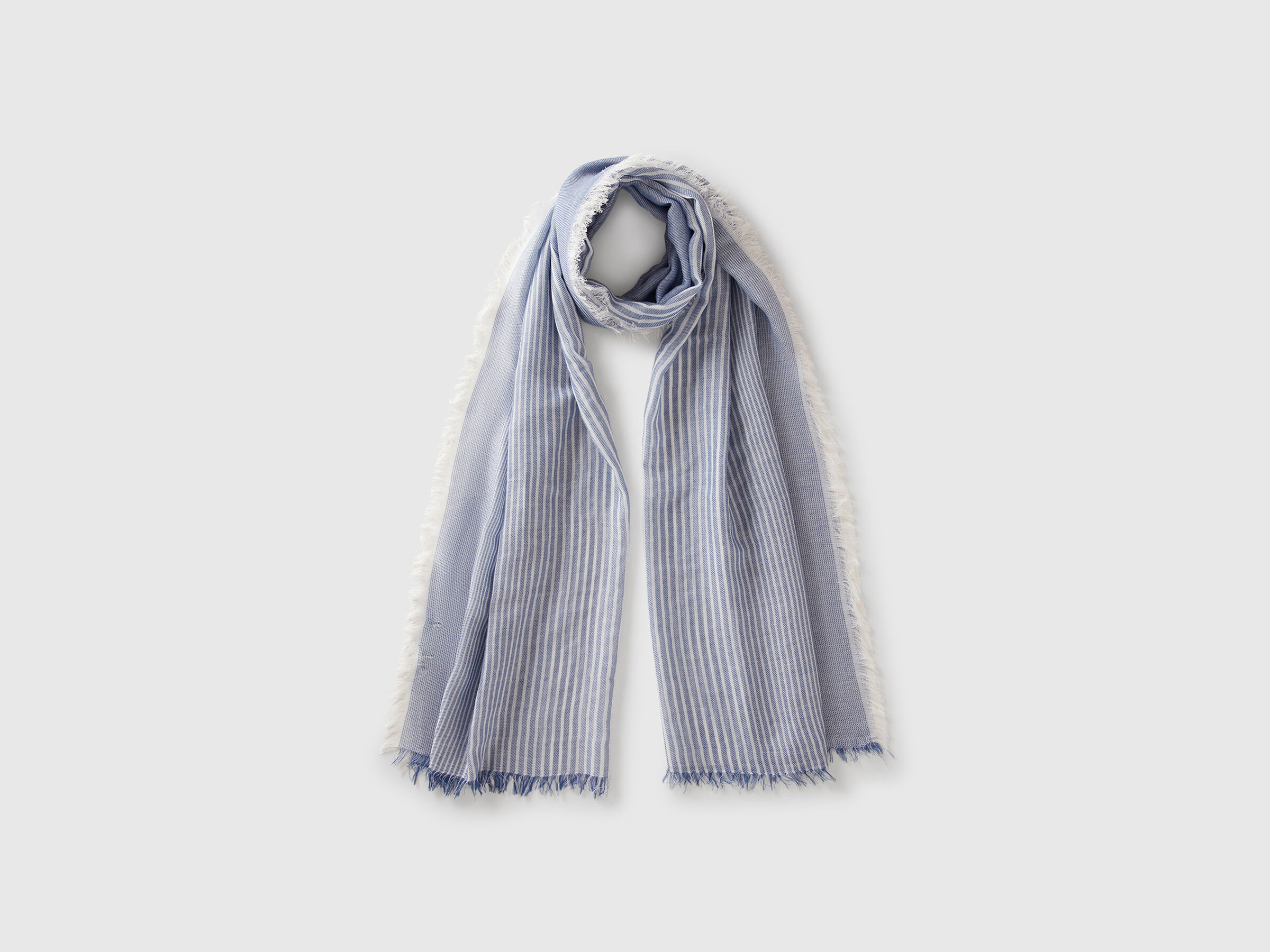 SCARF Men image number 0