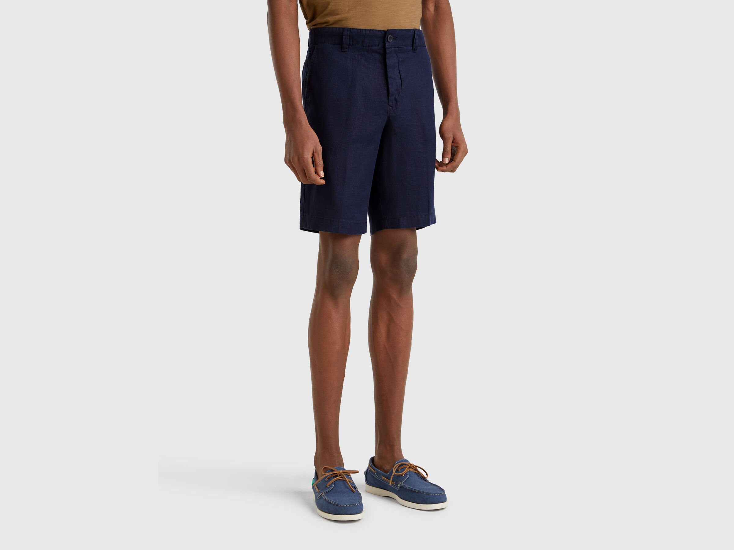 SHORTS Men image number 0