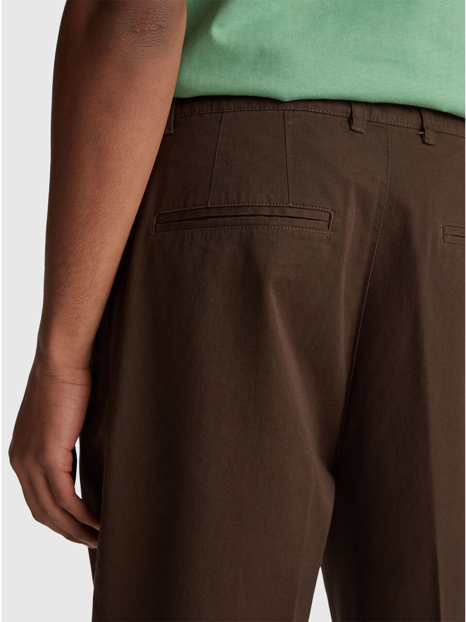 TROUSERS Men image number null