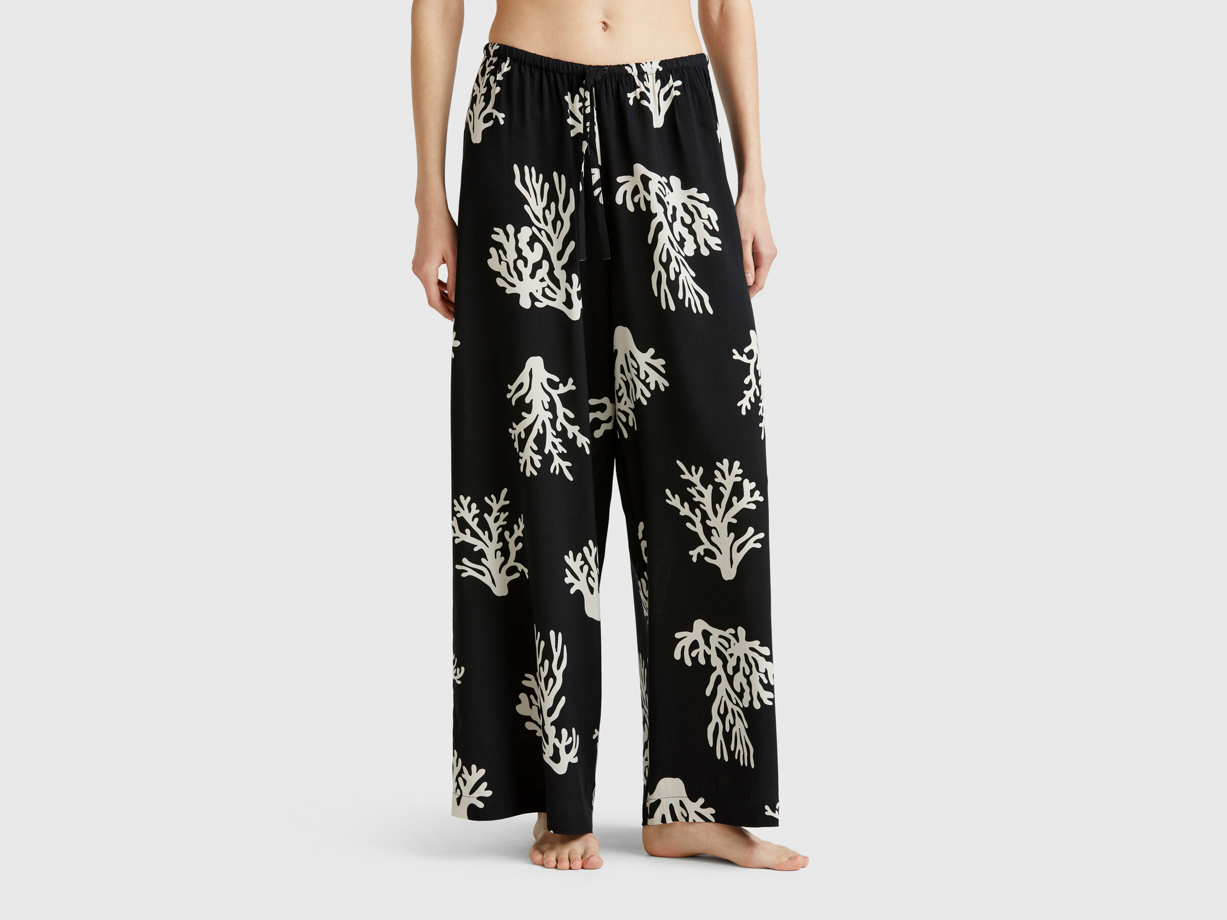 TROUSERS Women image number 0