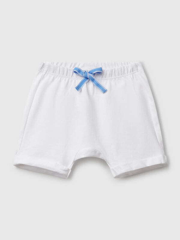 Shorts with patch on the back New Born (0-18 months)