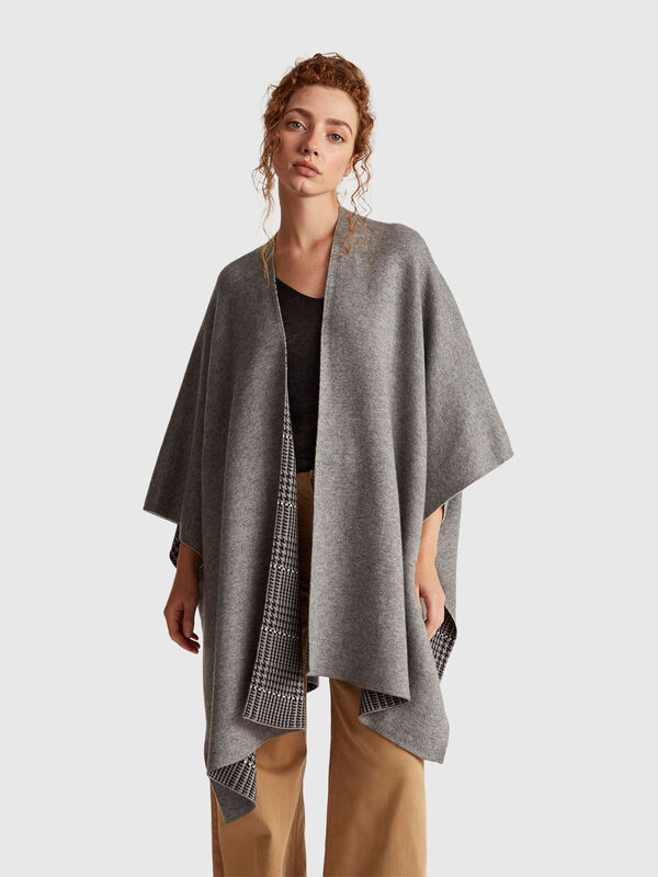 Reversible poncho in cashmere blend Women