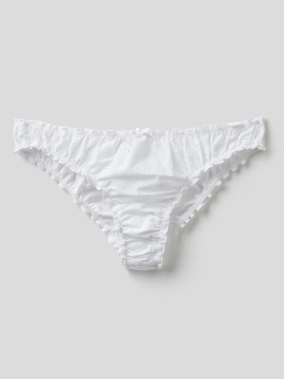 Bottoms with embroidery image number 1