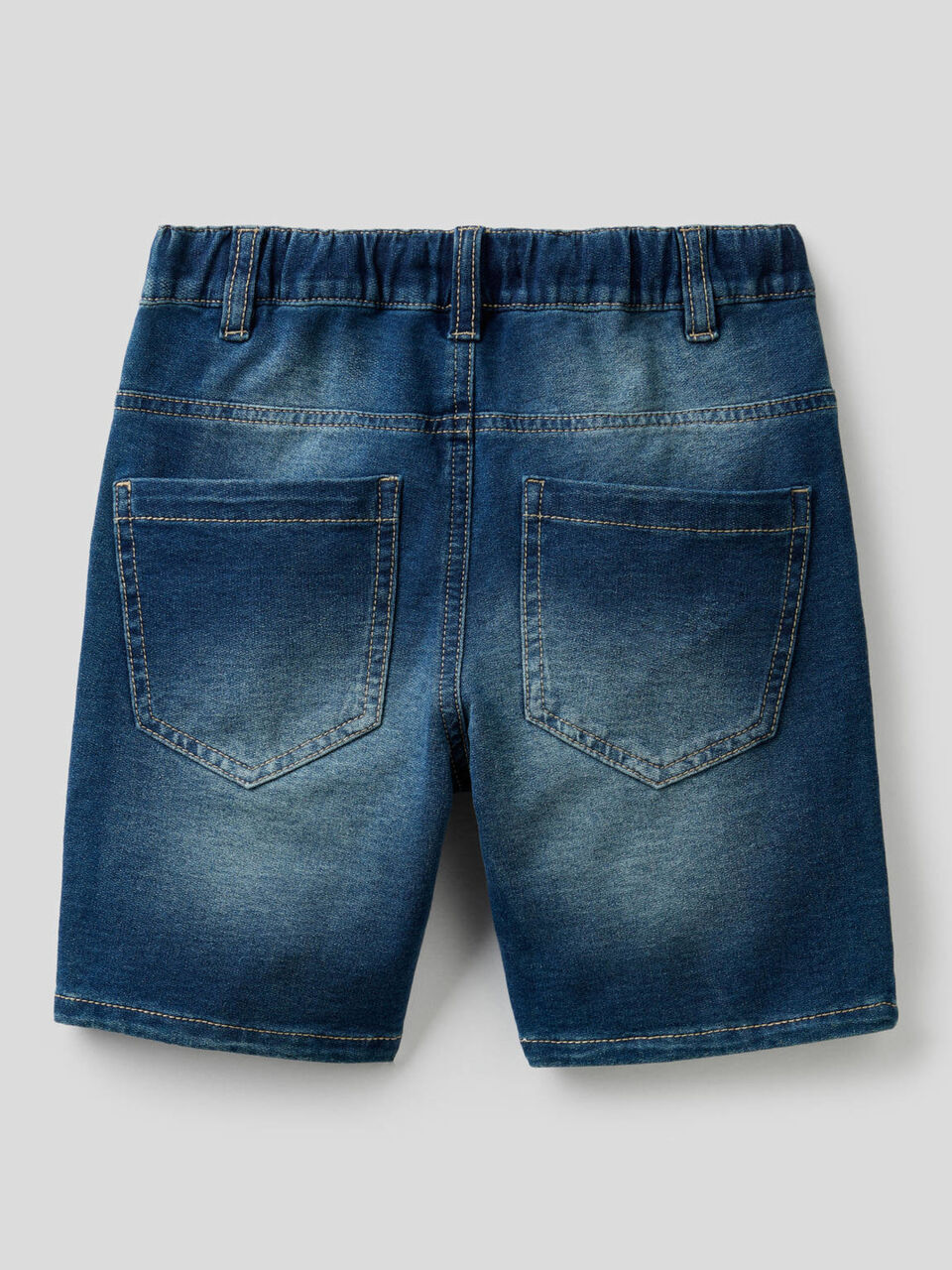 Fleece denim-look bermudas image number 2