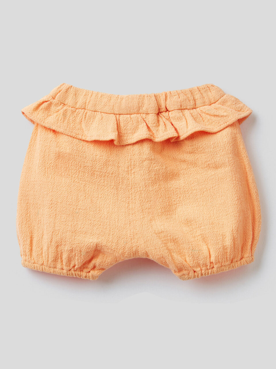 Shorts with ruffles at waist image number 2