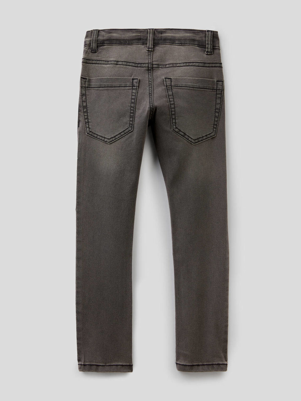 Vintage look skinny fit jeans image number 2