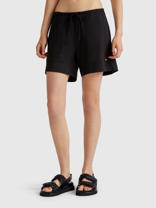 Shorts with drawstring Women