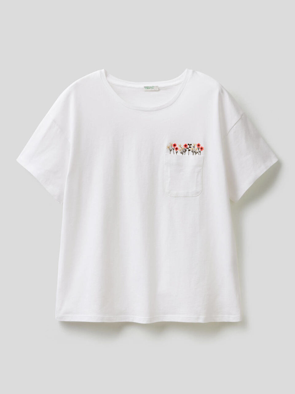 T-shirt with embroidered flowers image number 1