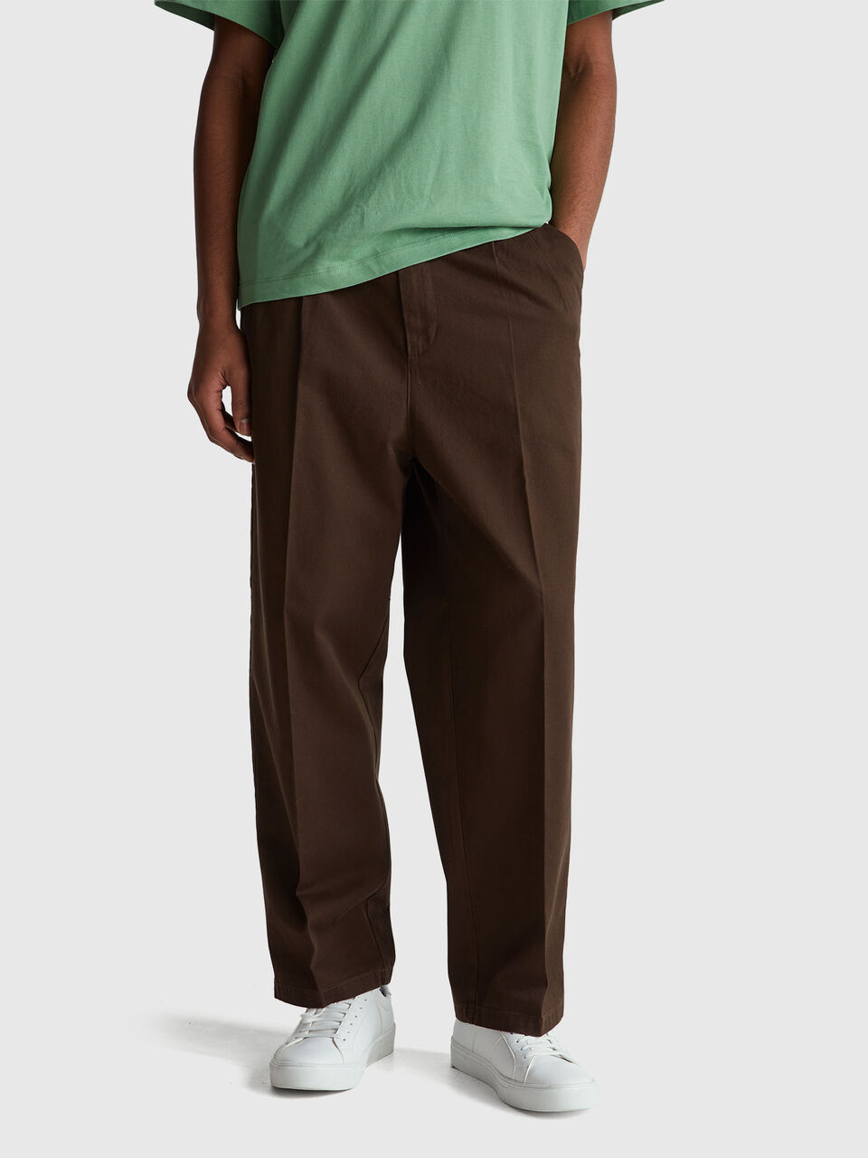 TROUSERS Men image number null