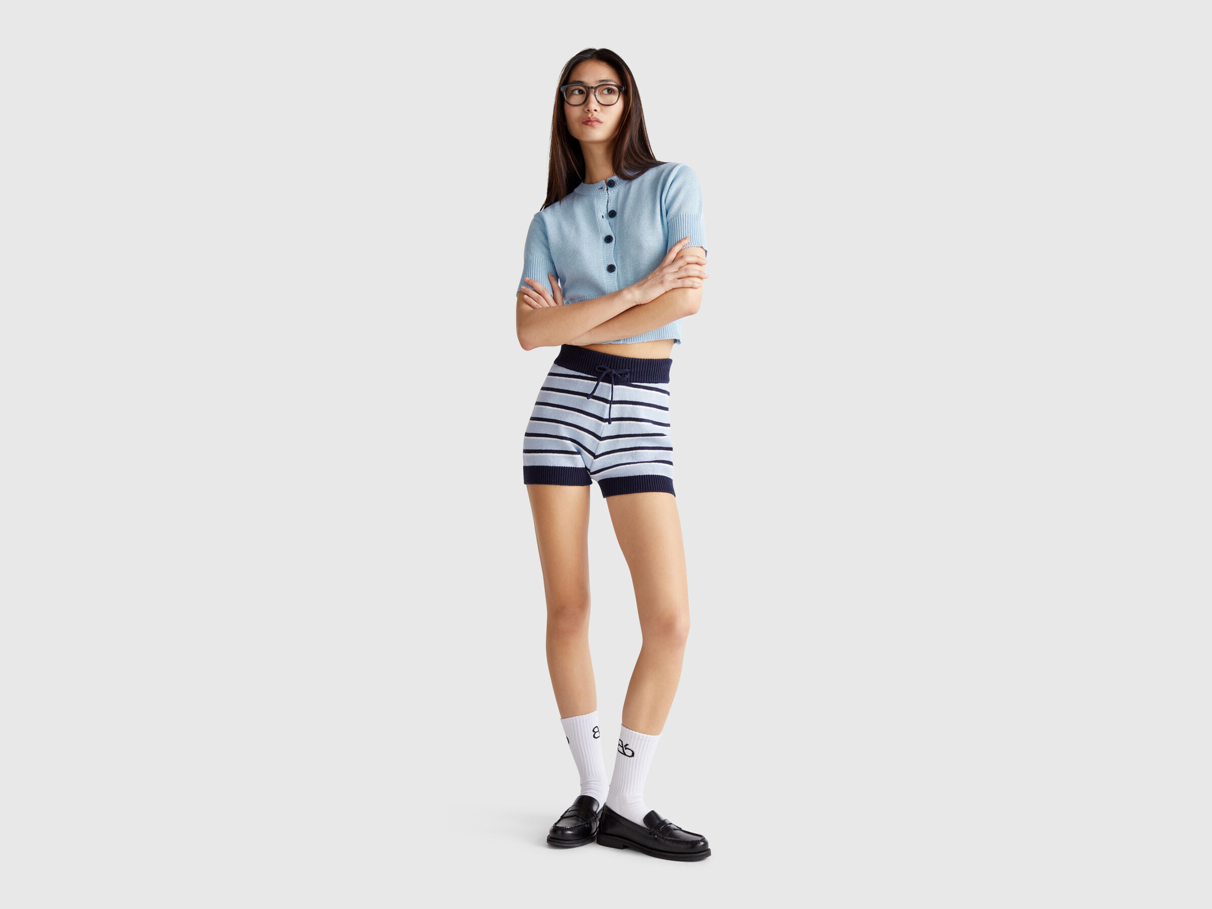 SHORTS Women image number 2