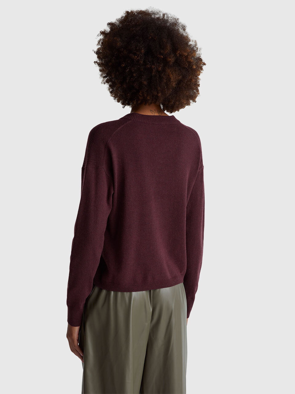 V NECK SWEATER L/S Women image number null