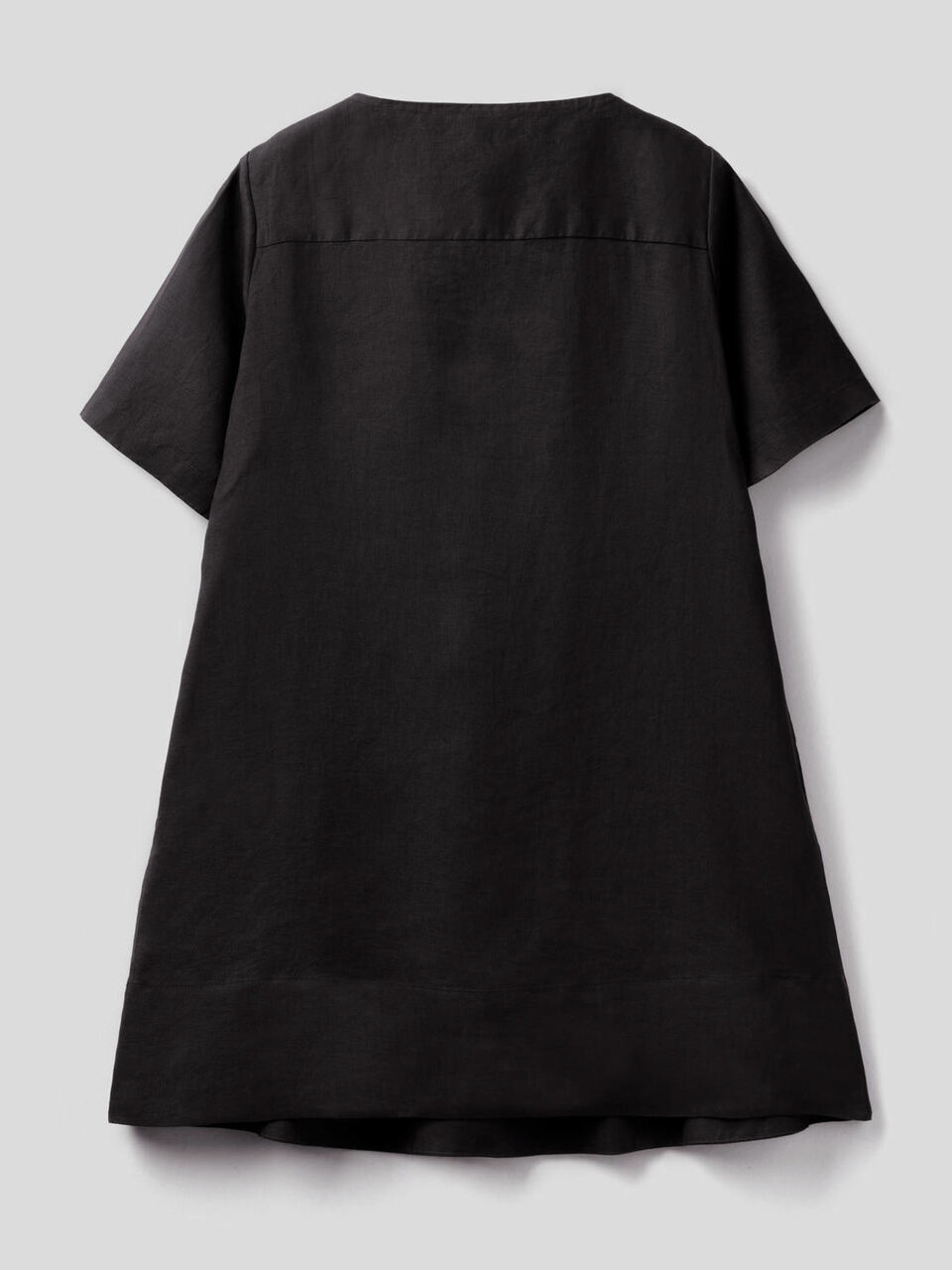 Short dress in pure linen image number 2