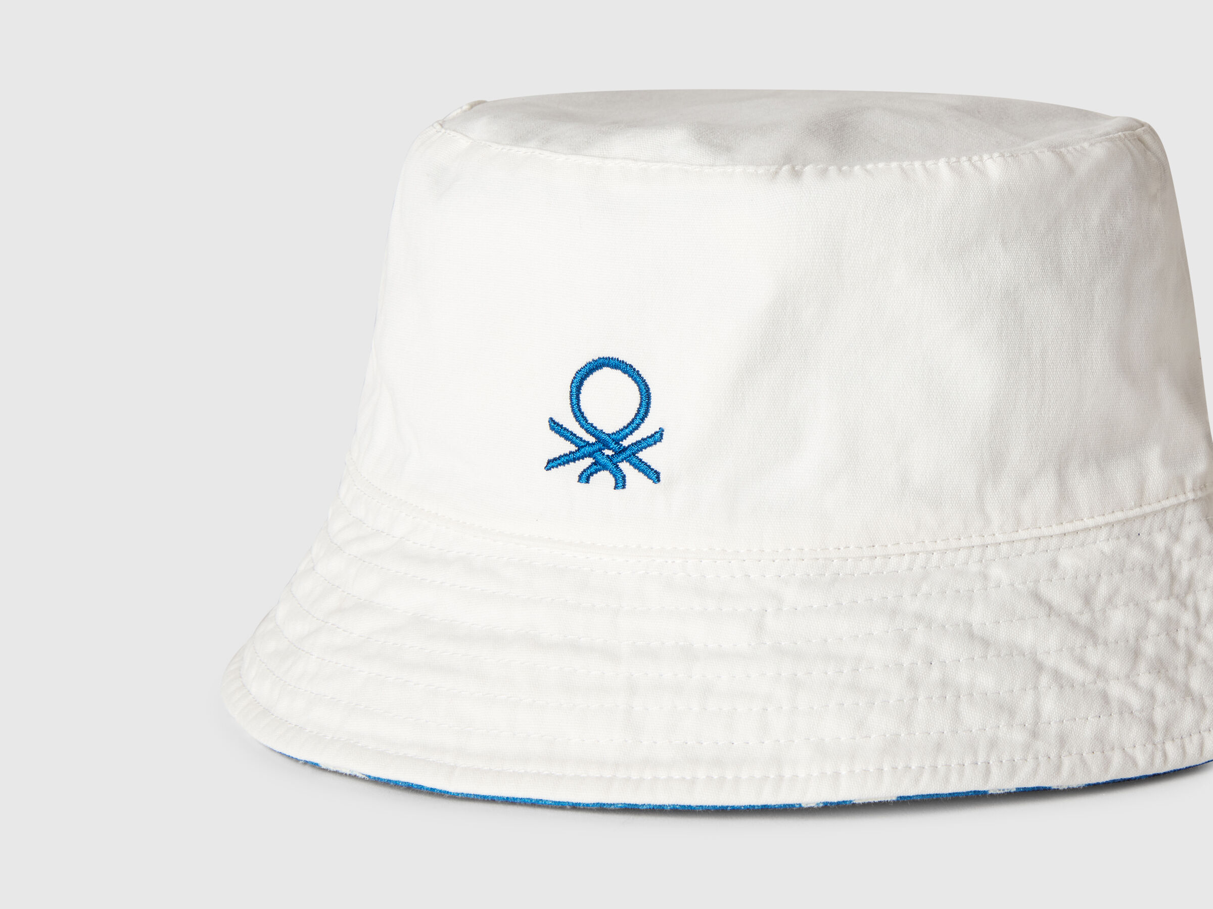 HAT Junior Boy image number 2