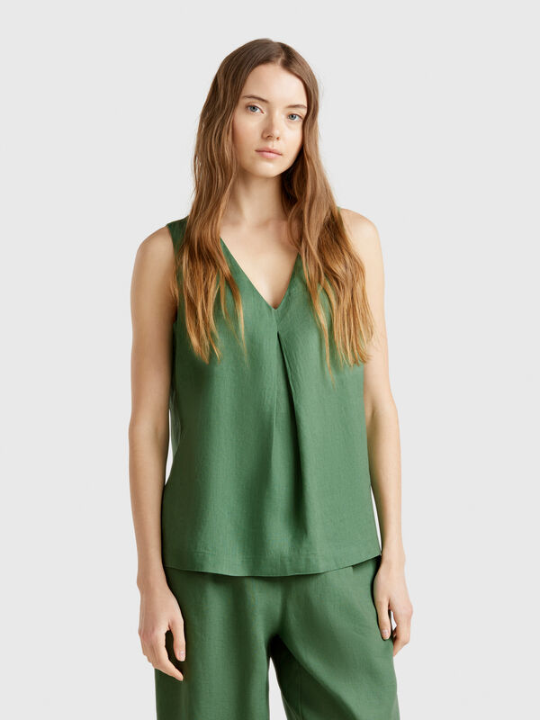 Sleeveless blouse in pure linen Women