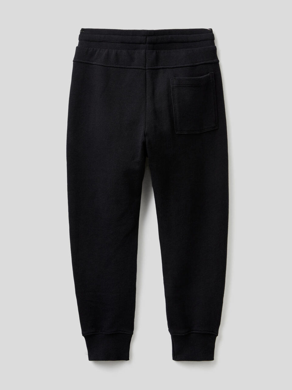 Sweatpants with maxi pockets image number 2