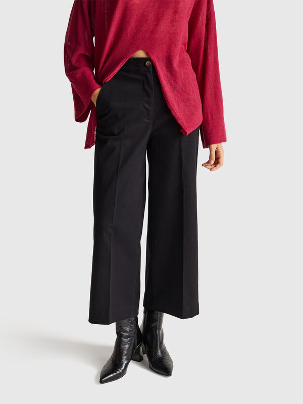 Wide high-waisted trousers Wide high-waisted trousers Women