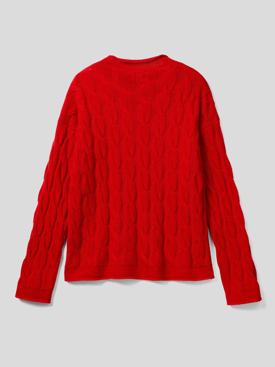 Cable knit sweater image number 2