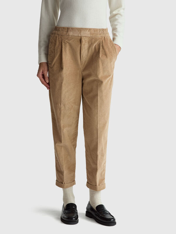 Chinos in velvet with stretch waist Women