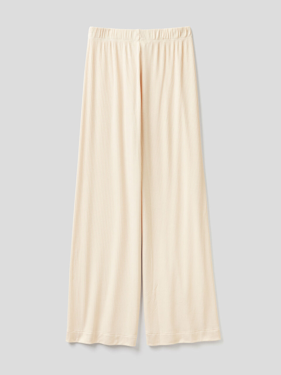 Long flowy trousers image number 2