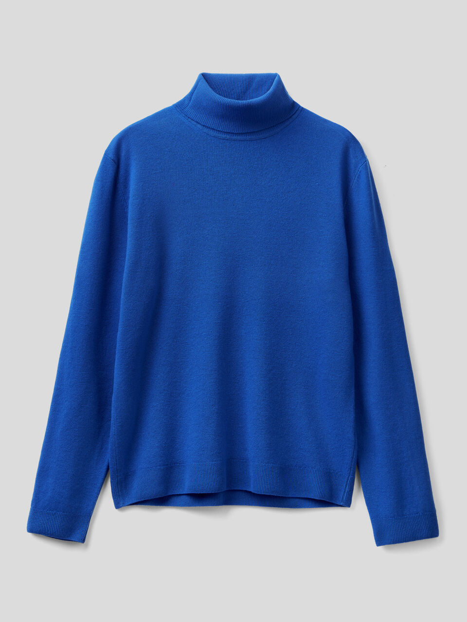 Turtleneck in pure virgin wool image number 1