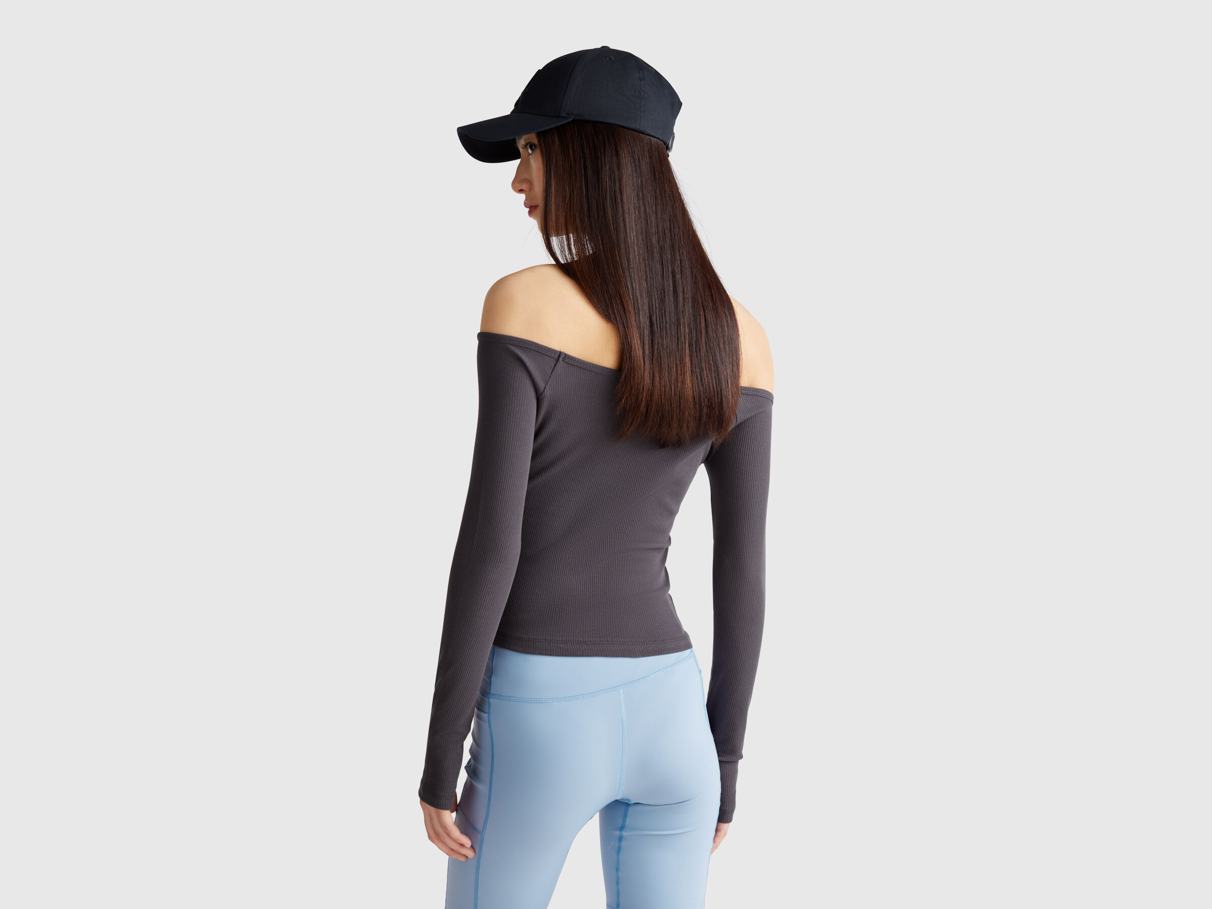 T-SHIRT L/S Women image number 1