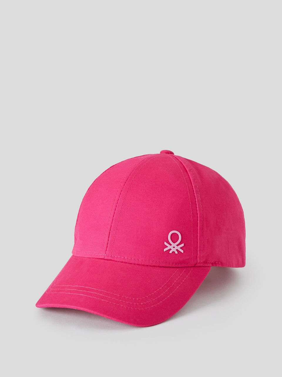 Cotton hat with brim image number 1