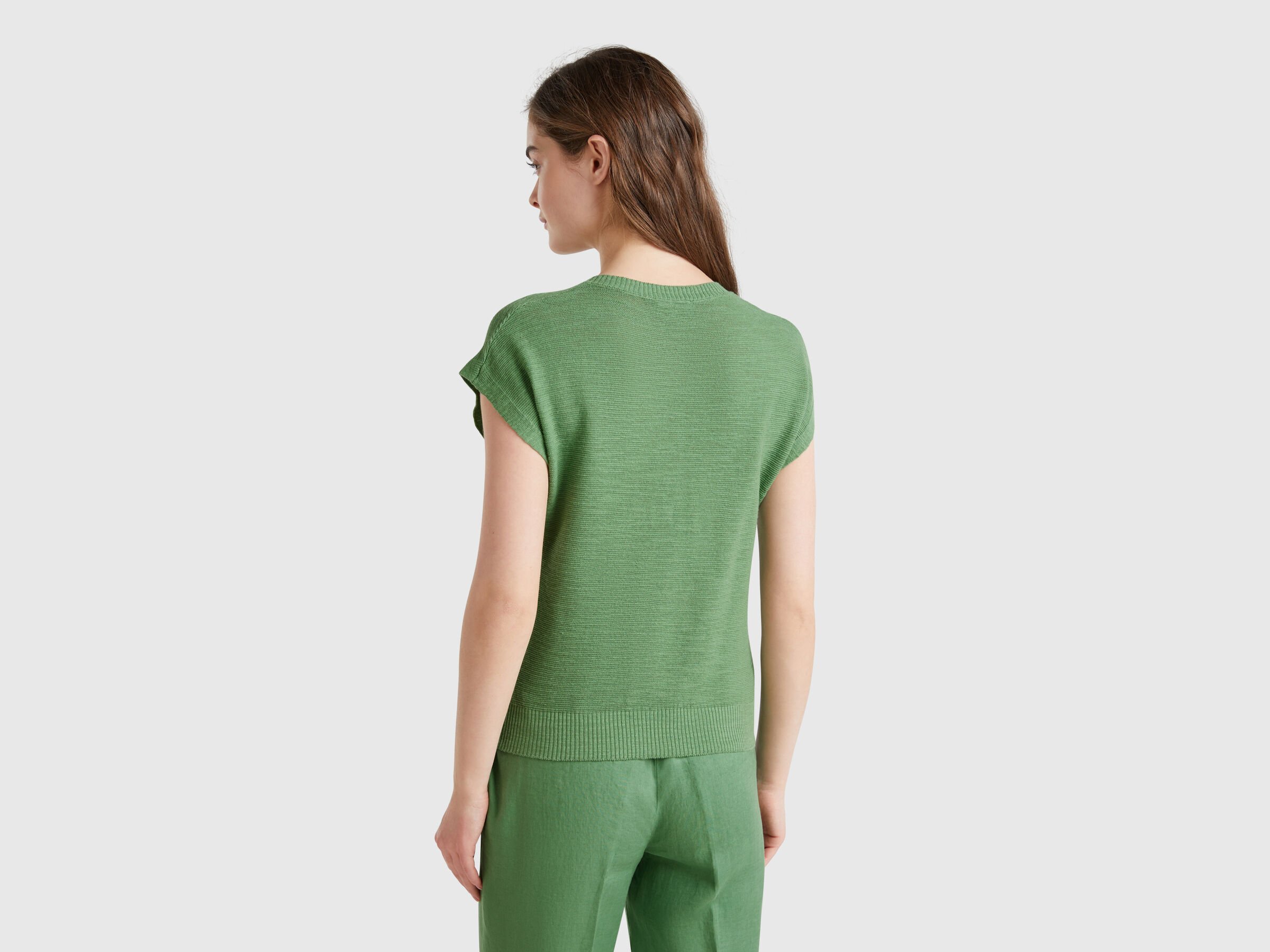 SLEEVELESS SWEATER Women image number 1