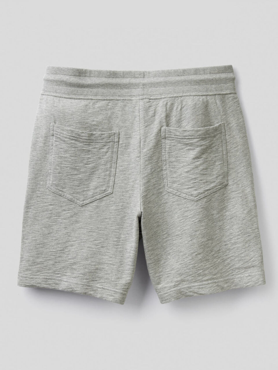 Fleece bermudas with drawstring image number 2