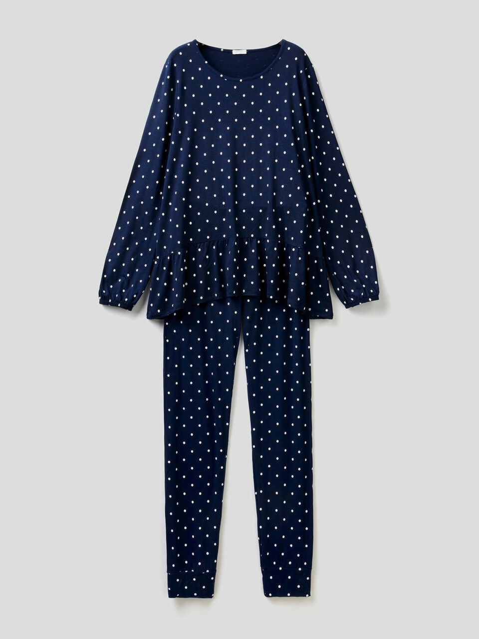 Patterned pyjamas in stretch viscose image number 1