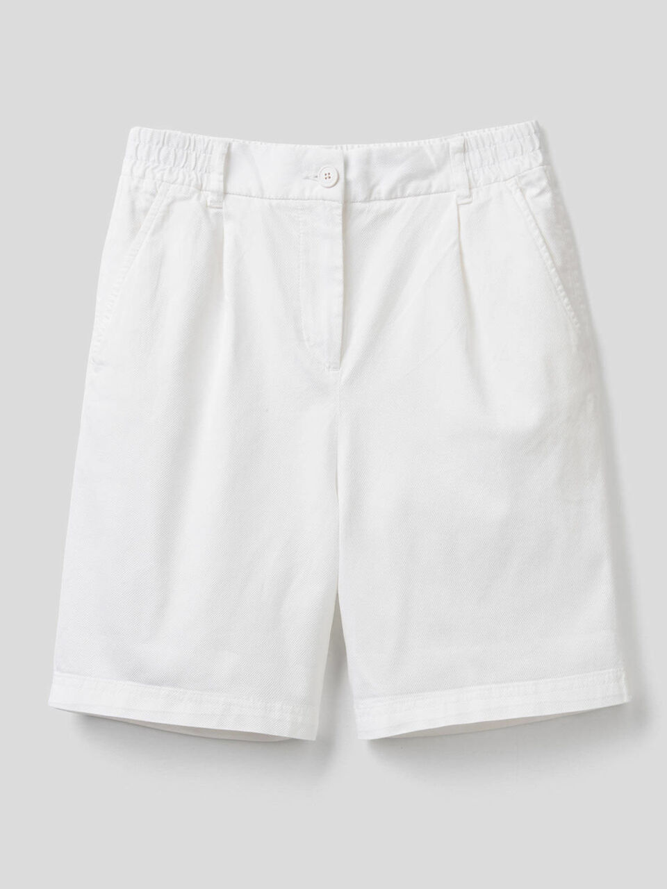 Solid color stretch cotton bermudas image number 1