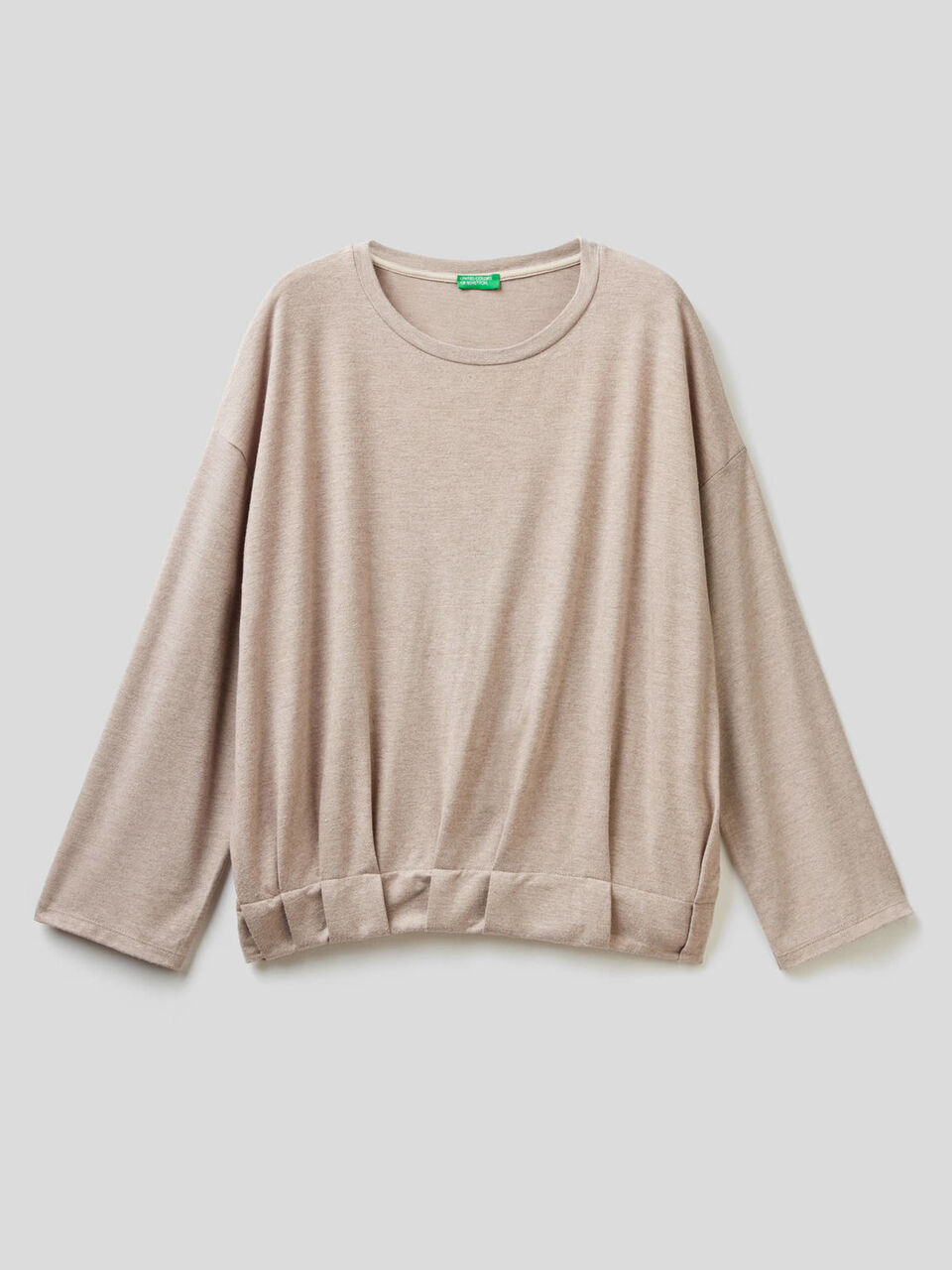 Flowy t-shirt with pleats image number 1
