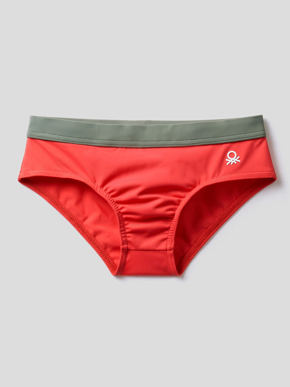 Two-tone swim briefs in ECONYL® image number 1