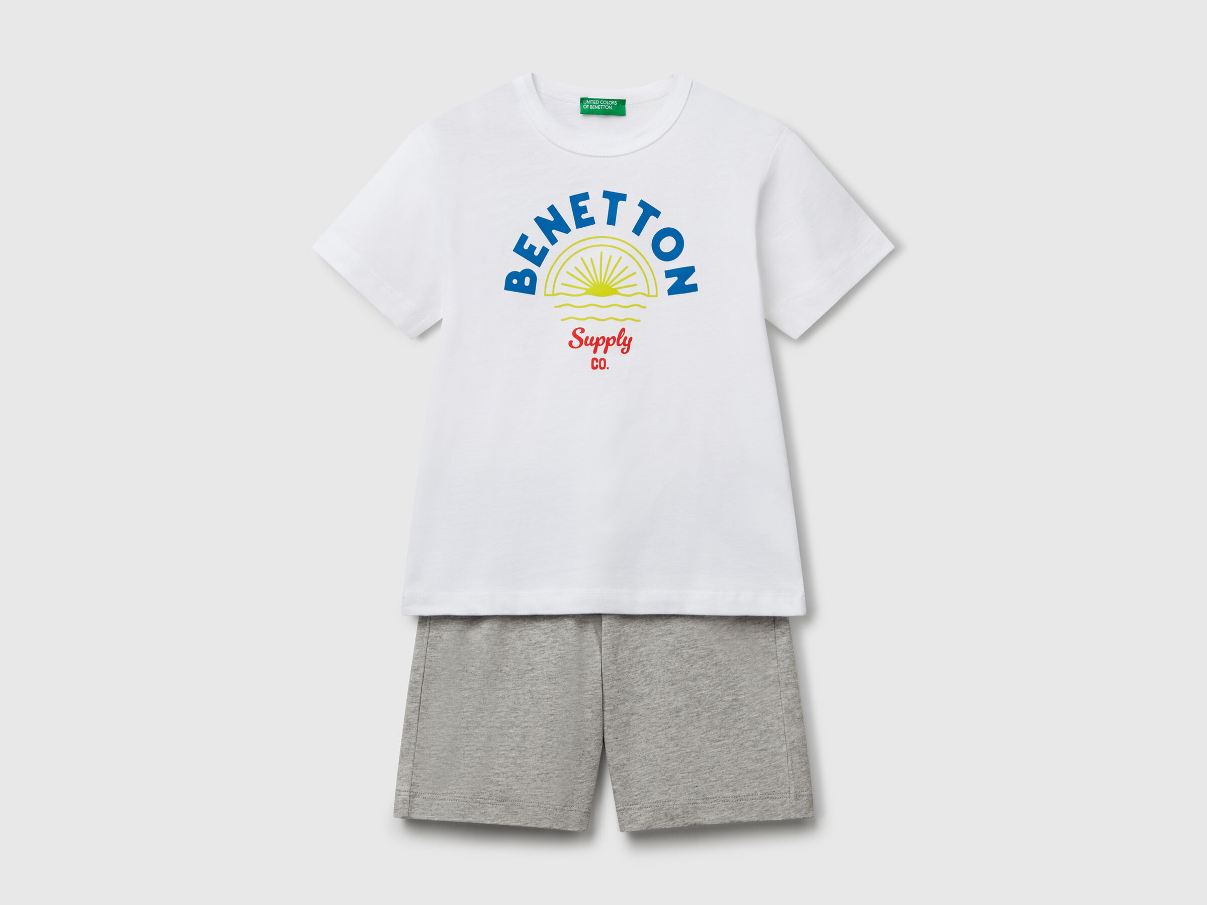 SET T-SHIRT+SHORTS Junior Boy image number 0